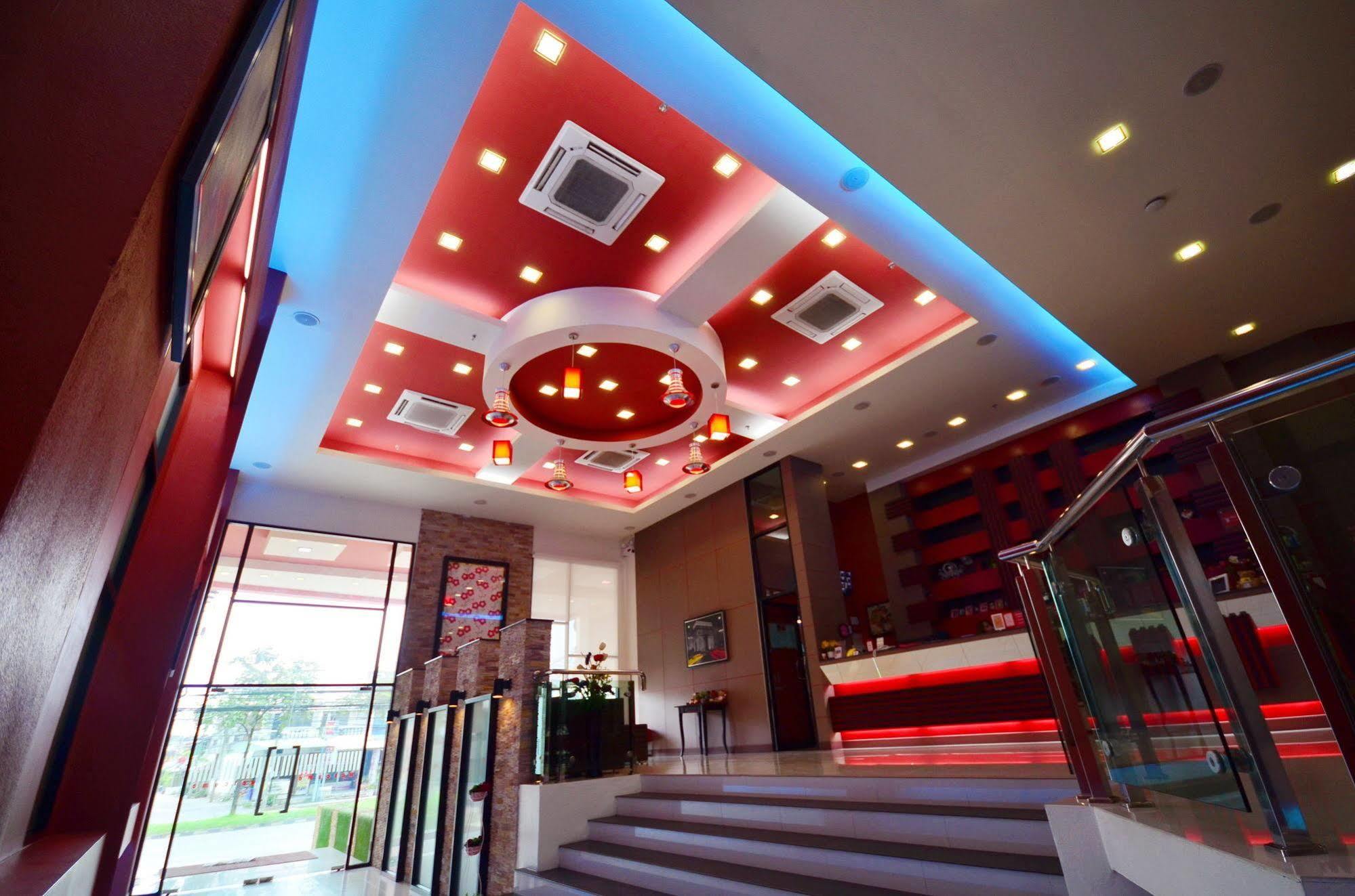 האט יאי Pb Grand Hotel מראה חיצוני תמונה